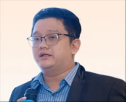 Vuong Viet Linh's avatar